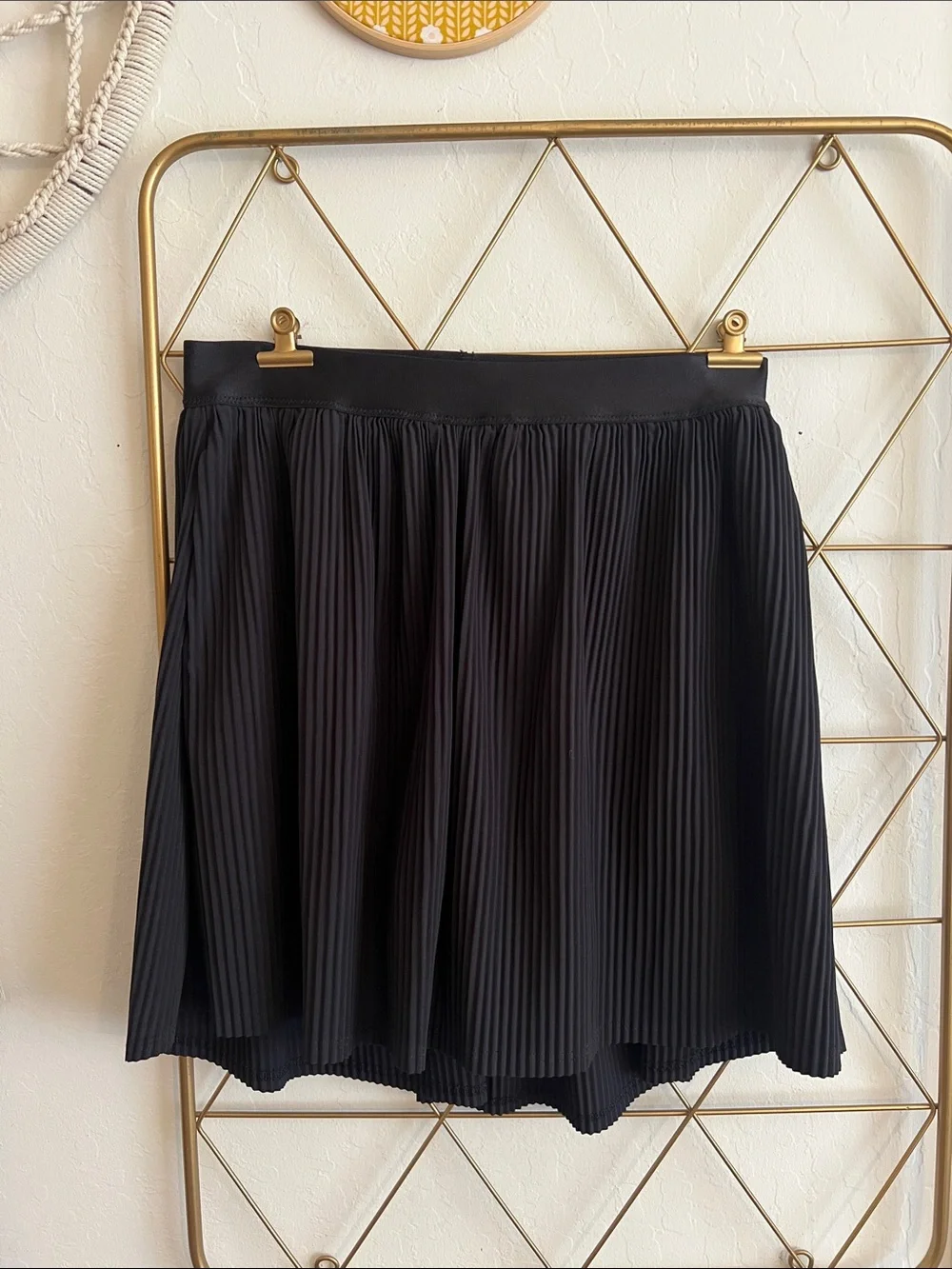 XL (14) | All in Morion Black Pleated Skirt